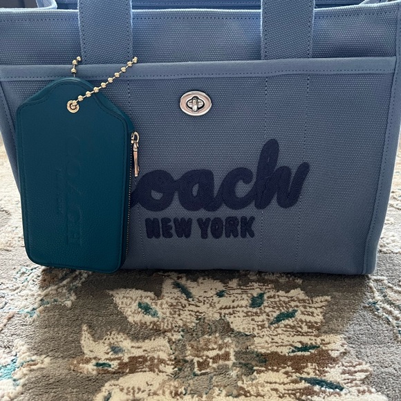 COACH Hangtag Multifunction Case in Teal - Picture 8 of 8